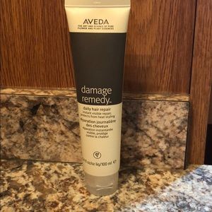 Daily Hair Repair: Damage Remedy